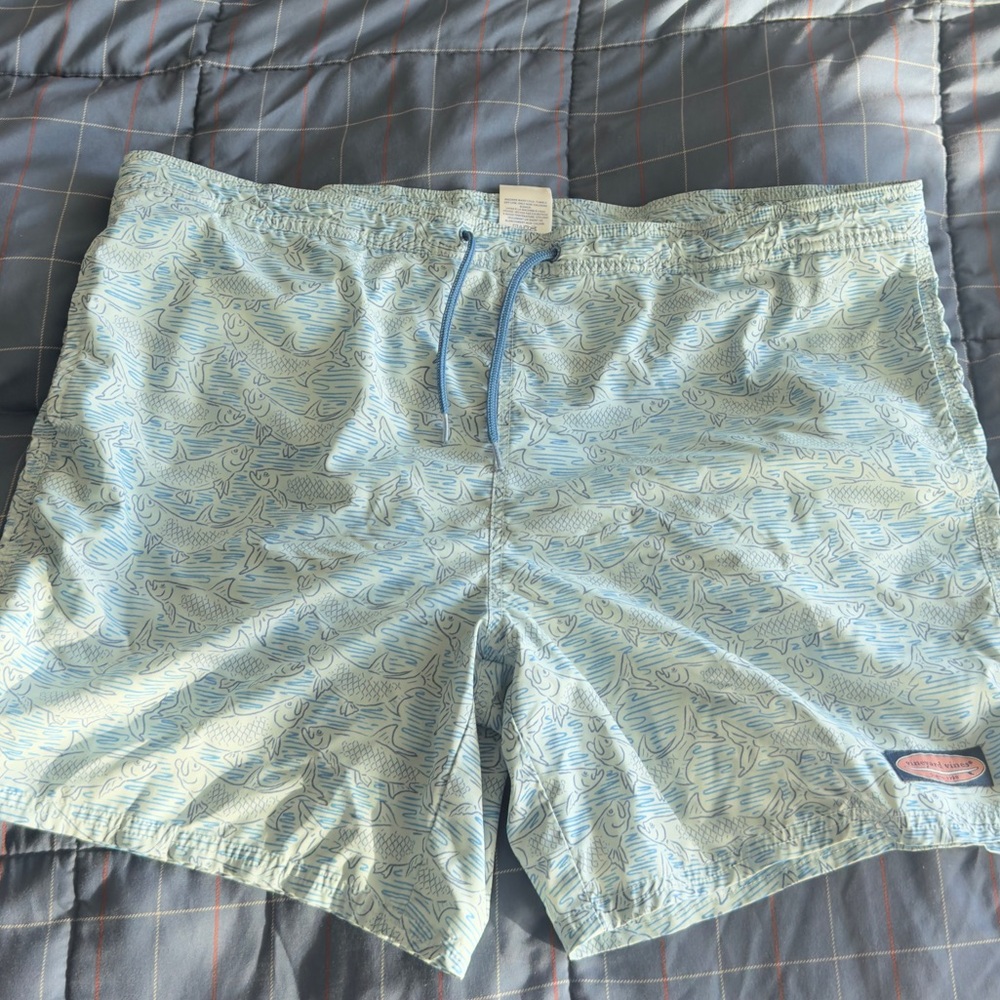 Vineyard Vines Light Blue Swim Trunks Men’s Size Large NEED GONE ASAP